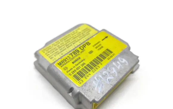 Mitsubishi Carisma Airbag control unit/module 0285001286