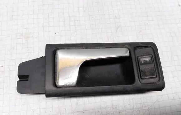 Audi A6 S6 C4 4A Front door interior handle 4A0837020C