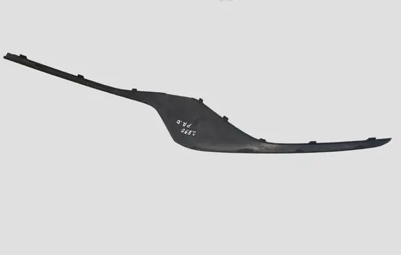 Volvo V40 Front bumper splitter molding 31347088