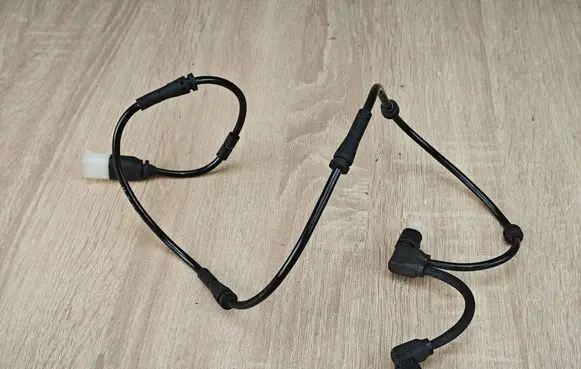 BMW 8 G16 ABS brake wheel speed sensor 6869521