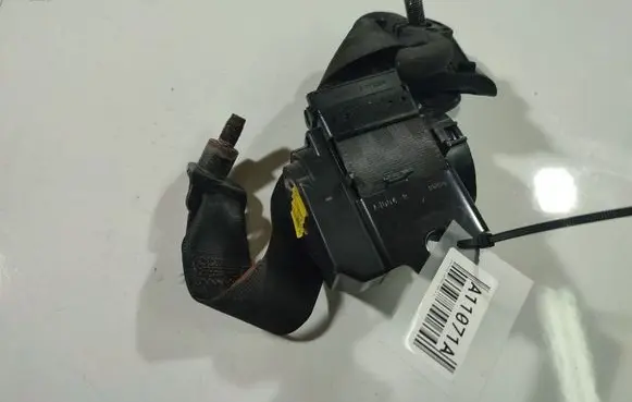 Chevrolet Captiva Rear seatbelt 0435139