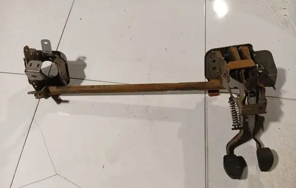 Citroen C3 Brake pedal 