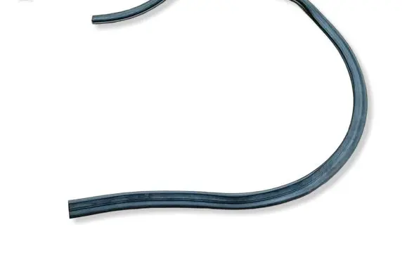 Volkswagen PASSAT B7 Engine compartment rubber 3C0823723