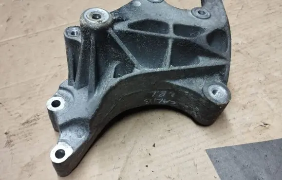 Dodge Caliber Power steering pump mounting bracket 04891593AA