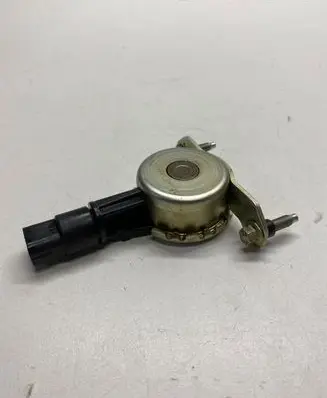 Ford F150 Camshaft position sensor BR3E6B297