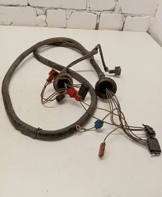 Volkswagen Transporter - Caravelle T4 Rear tail light wiring loom 1H0971840 191972705