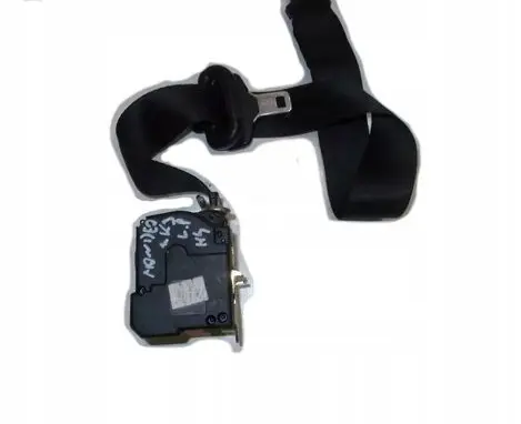 Ford Mondeo Mk III Seat belt trim 
