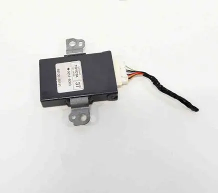 Lexus IS III XE30 Gateway control module 8910030151 50118083