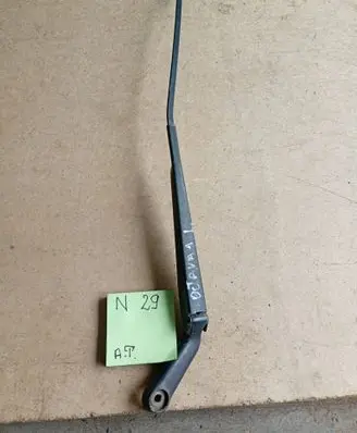 Skoda Octavia Mk1 (1U) Front wiper blade arm 1U1955409