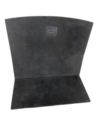 Trunk/boot floor carpet liner