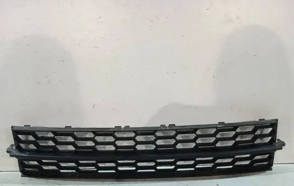 Skoda Octavia Mk3 (5E) Front bumper lower grill 5E0853677