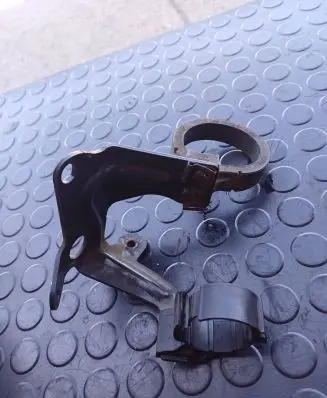 Volkswagen PASSAT B8 Holder (bracket) 5Q0121599AL