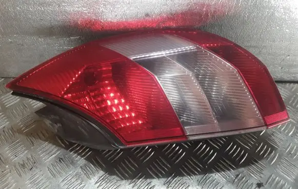 Renault Scenic II - Grand scenic II Rear/tail lights 8200127702E