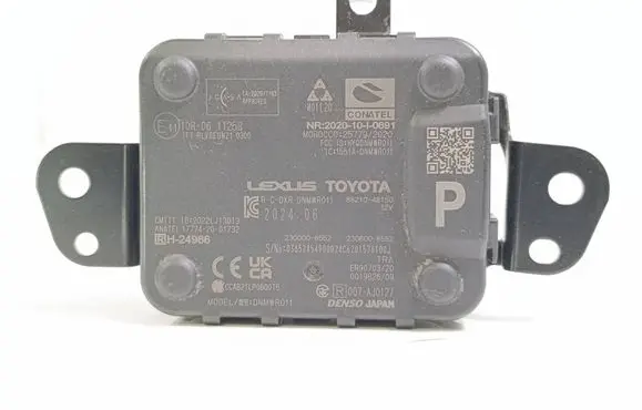 Toyota bZ4X Distronic sensor radar 8821048150