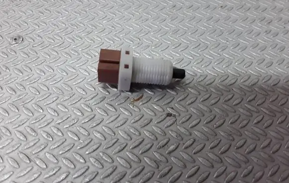 Fiat Ulysse Brake pedal sensor switch
