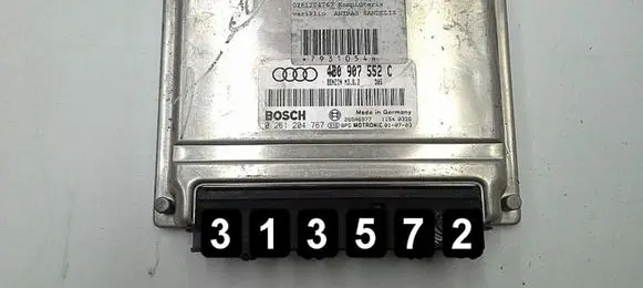 Audi A4 S4 B6 8E 8H Engine control unit/module 4B0907552C