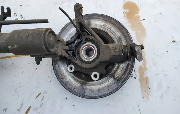 Citroen Berlingo Front wheel hub spindle knuckle