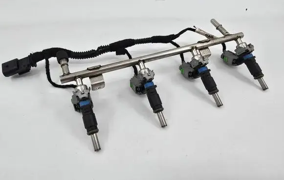 Chevrolet Cruze Fuel injectors set 55562599