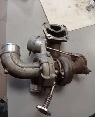 Ford Edge II Turbo F2GE9G438 0454060 6595A