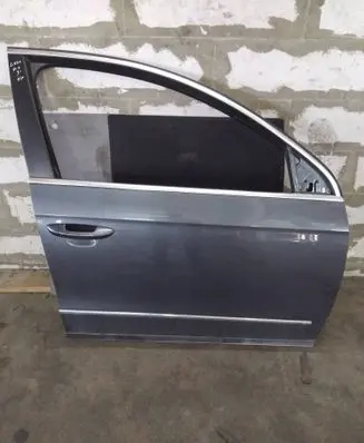 Volkswagen PASSAT B6 Front door