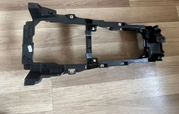Opel Astra L Dashboard trim 9841402980