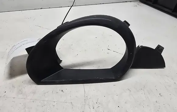 Audi Q7 4L Front fog light trim/grill 4L0807490