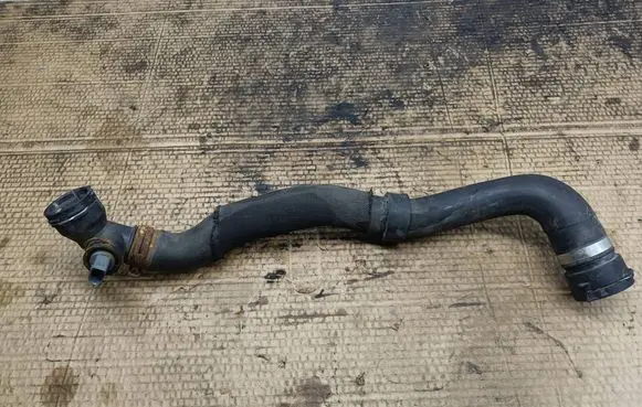 Skoda Yeti (5L) Engine coolant pipe/hose 1K0122291CE 1320769 3B0122291K