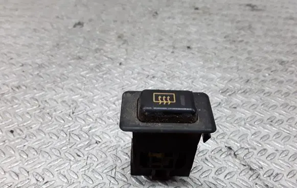 Mitsubishi Pajero Windscreen/window heater switch