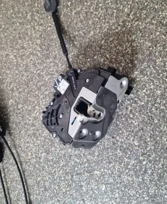 Ford B-MAX Front door lock AV1AR21813CG