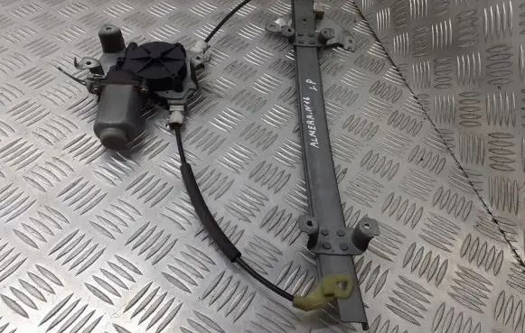 Nissan Almera N16 Front door window regulator with motor 114725