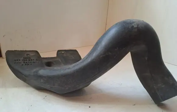 Audi A6 S6 C4 4A Brake vacuum hose/pipe 077133857D
