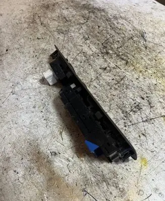 Lexus IS 200-300 Electric window control switch 04240-53010