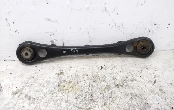 Rear control arm