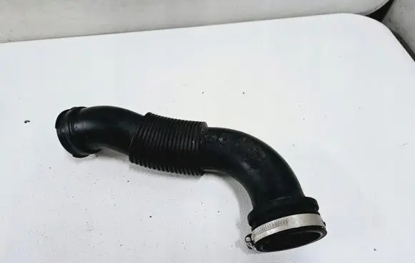Ford Focus Air intake hose/pipe CV61-9C623-AC