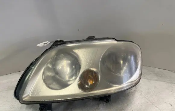 Volkswagen Caddy Headlight/headlamp 11101610