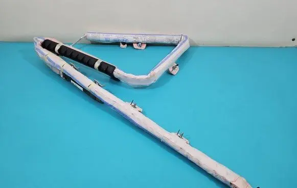 Roof airbag