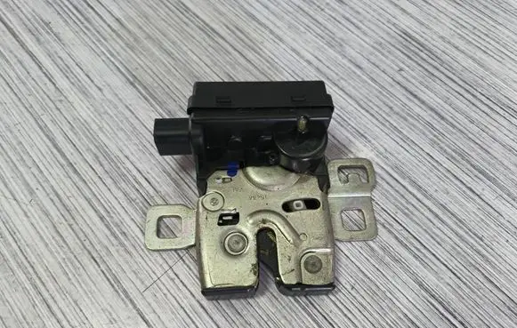 Mini Cooper Roadster R59 Tailgate/trunk/boot lock/catch/latch 2754528 51242754528 7112349