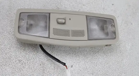 Mitsubishi Outlander Front seat light 8401A009ZZ 014ZZ