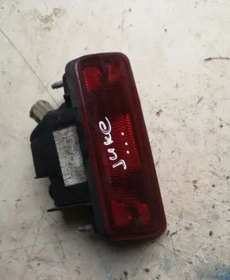 Nissan Juke I F15 Third/center stoplight