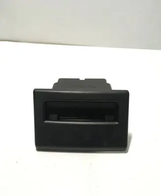 Car ashtray