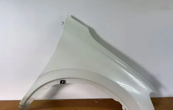 Volkswagen Golf III Fender 