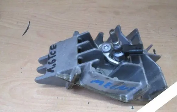 Renault Megane III Fuel injector 8200010074