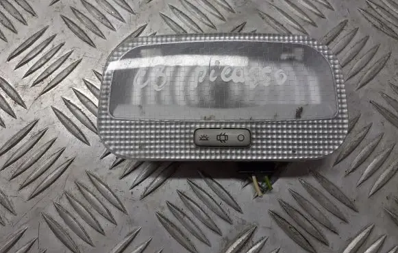Citroen C3 Picasso Other interior light 9682063980