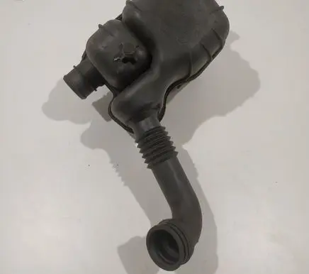 Intake resonator