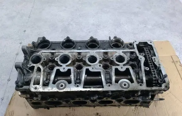 Engine head