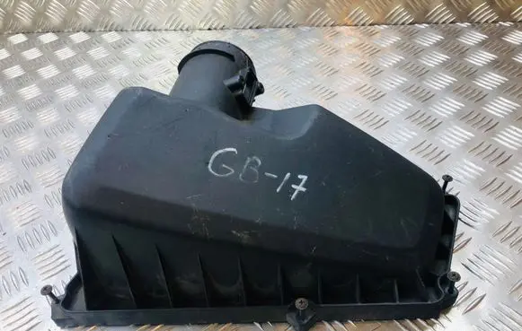 Ford Mondeo Mk III Air filter box cover 