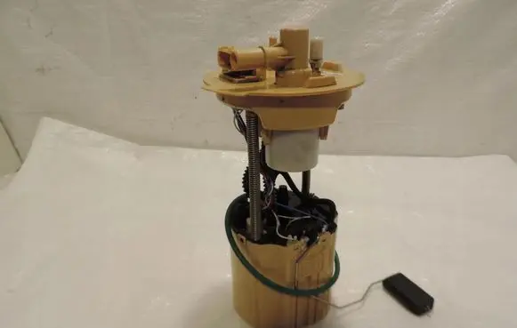 Opel Mokka In-tank fuel pump 13575946