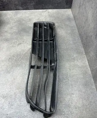 Audi A4 S4 B5 8D Front bumper lower grill 8D0807345