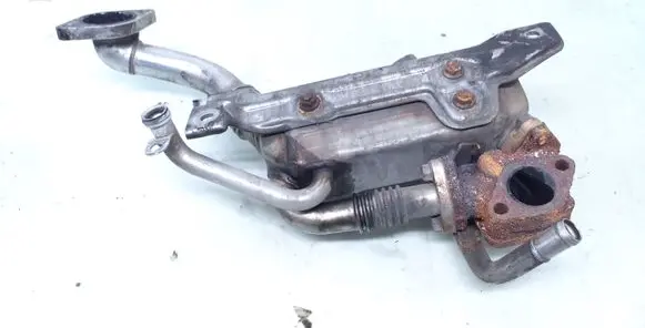 Opel Zafira B EGR valve cooler Y592310006 55578076 063877