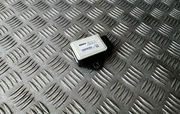 Mercedes-Benz Sprinter W906 ESP acceleration yaw rate sensor A0065424218 0265005774
